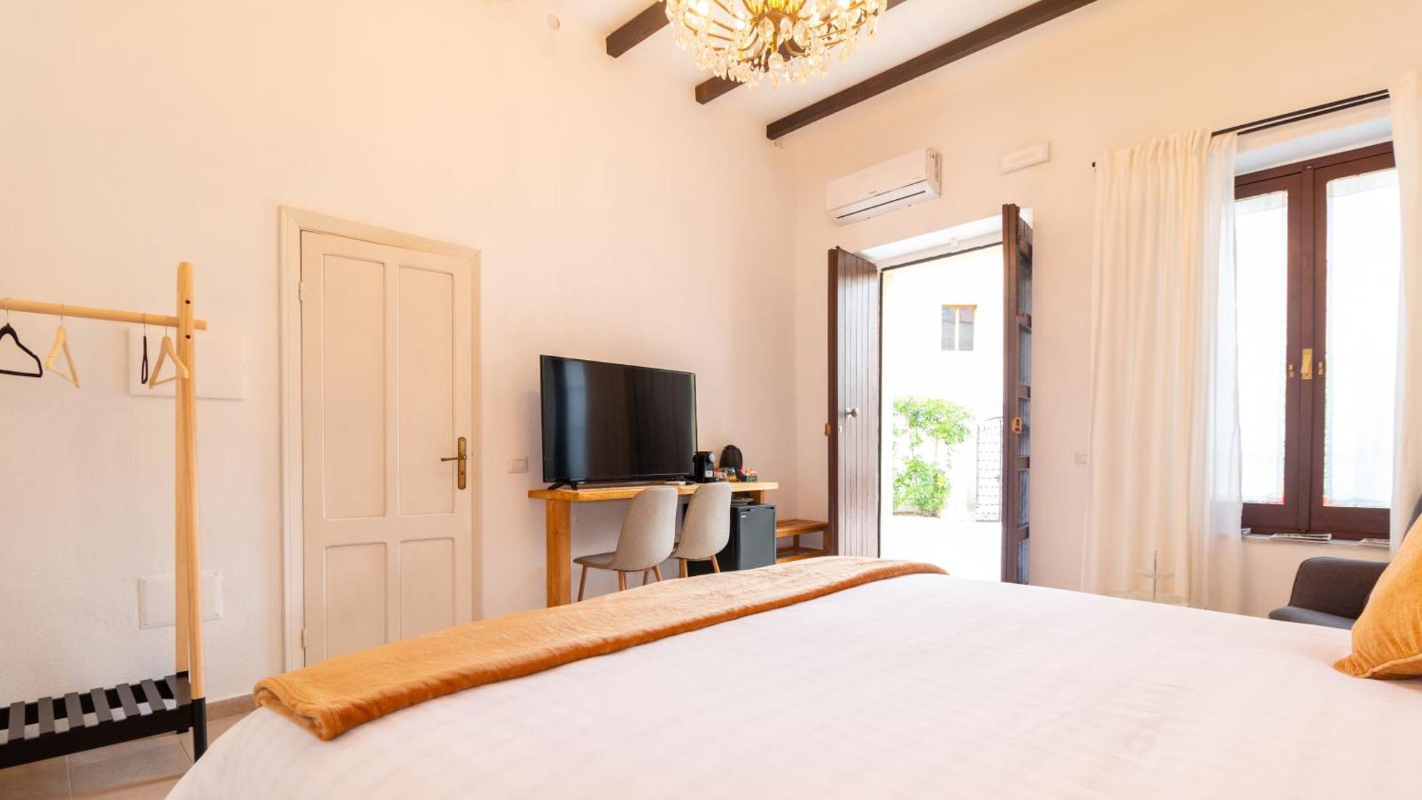Depandance Eleonora-Luxury Home Oristano Esterno foto